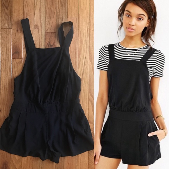 Alice & UO Black Bamboo Romper - Picture 1 of 5